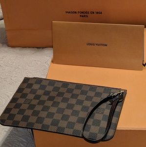 NWT Authentic Louis Vuitton Wristlet with Receipt